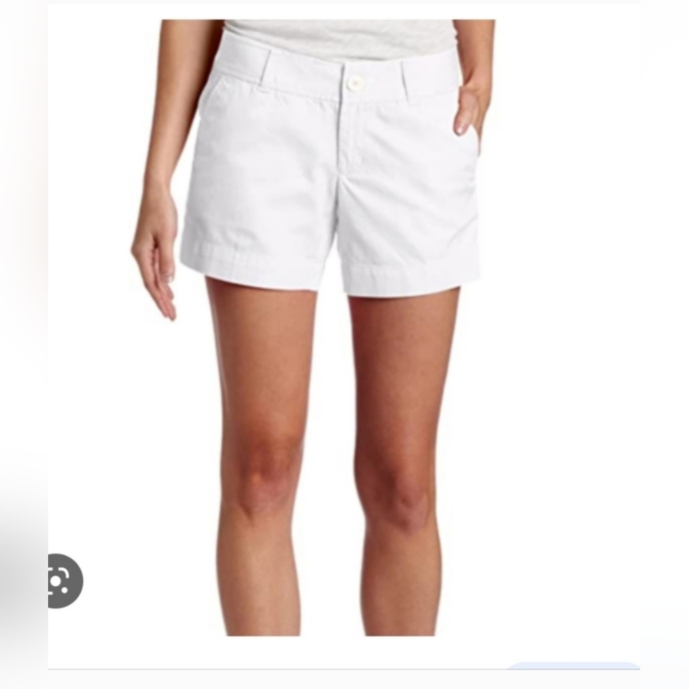 Lily Pulitzer. The callahan short size 00 white Excellent condition